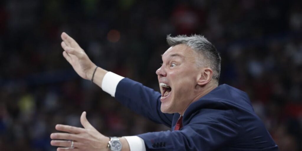 Jasikevicius: "Es inaceptable recibir 52 puntos tras el descanso"