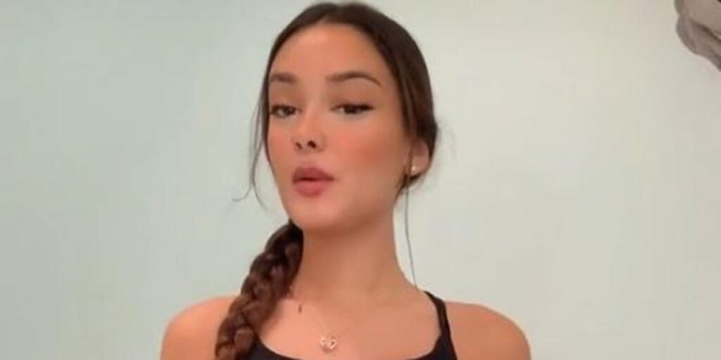 Julia Janeiro se mofa de los paparazzi en un vídeo de TikTok
