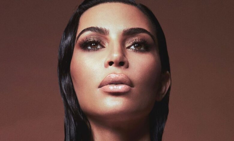 Kim Kardashian enfrenta una reacción violenta por el vestido de gala de Marilyn Monroe Met
