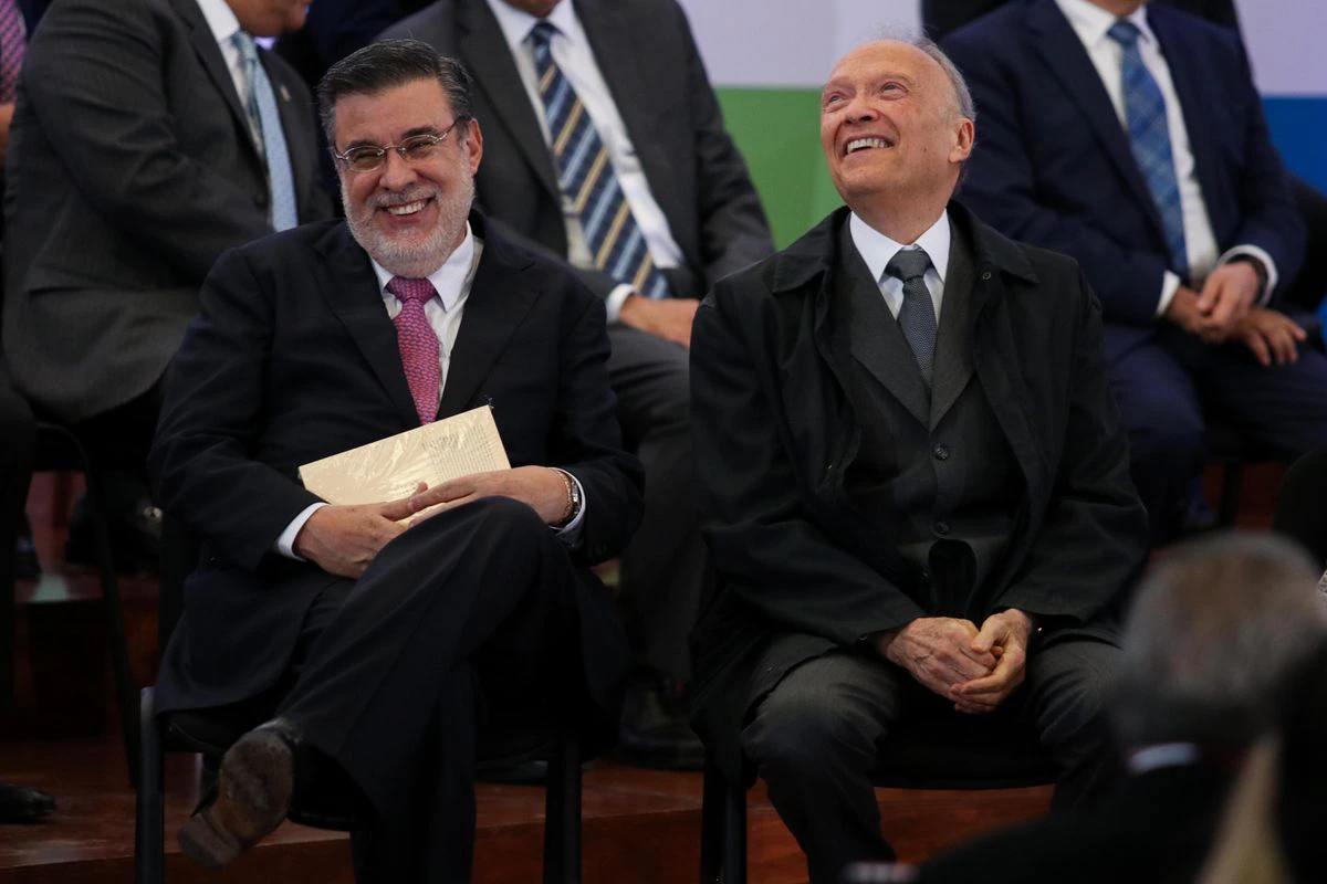 La Fiscalía se lanza contra el juez que tumbó el caso de los abogados cercanos a Julio Scherer