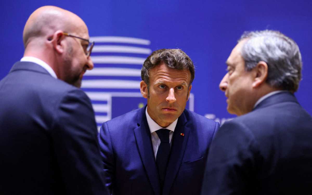 La Unión Europea acuerda prohibir 'más de dos tercios' de las importaciones de petróleo ruso