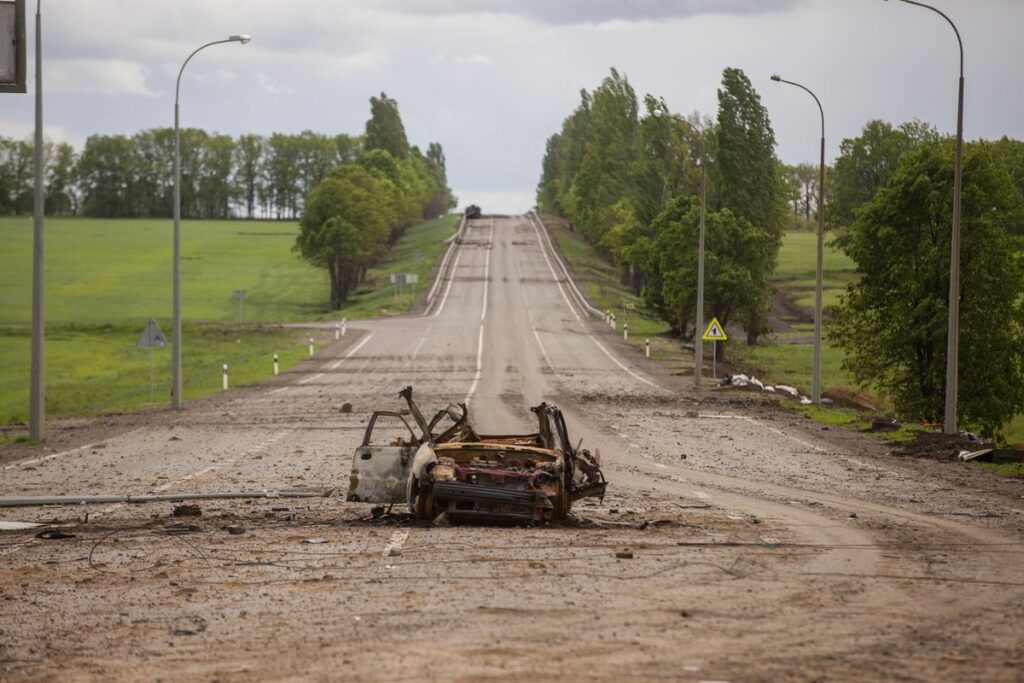 La ofensiva rusa en Donbás deja un reguero de destrucción