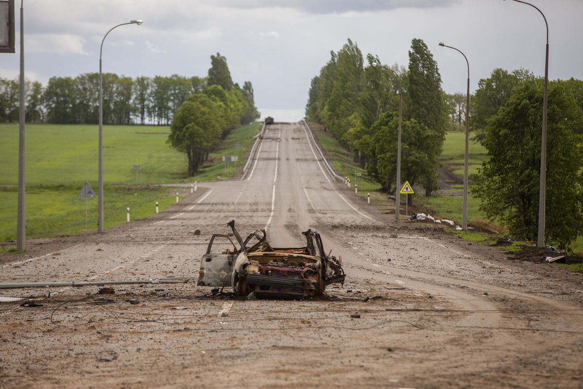 La ofensiva rusa en Donbás deja un reguero de destrucción