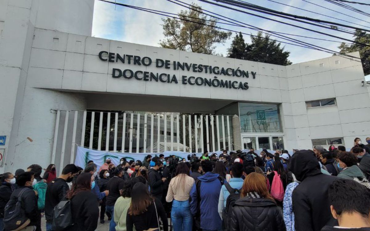 La viabilidad de operación del CIDE para el próximo semestre está en duda, alerta Sindicato