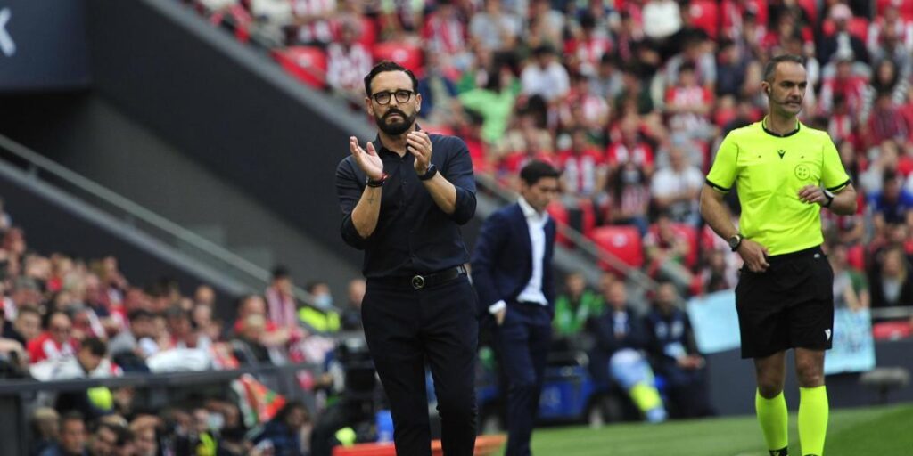 LaLiga denuncia los insultos al Valencia y a Bordalás en San Mamés