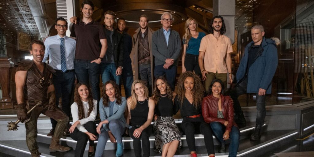 Legends Of Tomorrow Stars Honor DC Show después de la cancelación