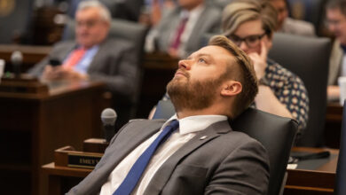 Legislador de Oklahoma propone vasectomía obligatoria para adolescentes