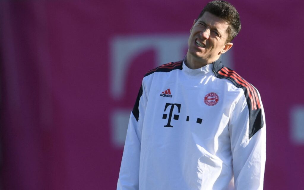 "(Lewandowski) Tiene contrato hasta 2023 y lo cumplirá": Oliver Kahn | Video