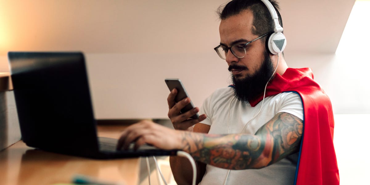 Libere a su superhéroe interior para actualizar su nombre y contraseña de WiFi