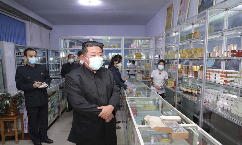 Líder norcoreano moviliza a militares para entregar medicamentos ante brote de Covid-19