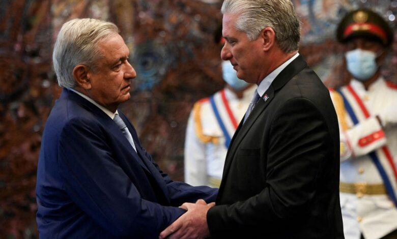 López Obrador condena en La Habana el embargo de EEUU y pide a Cuba que “la revolución sea capaz de renovarse”