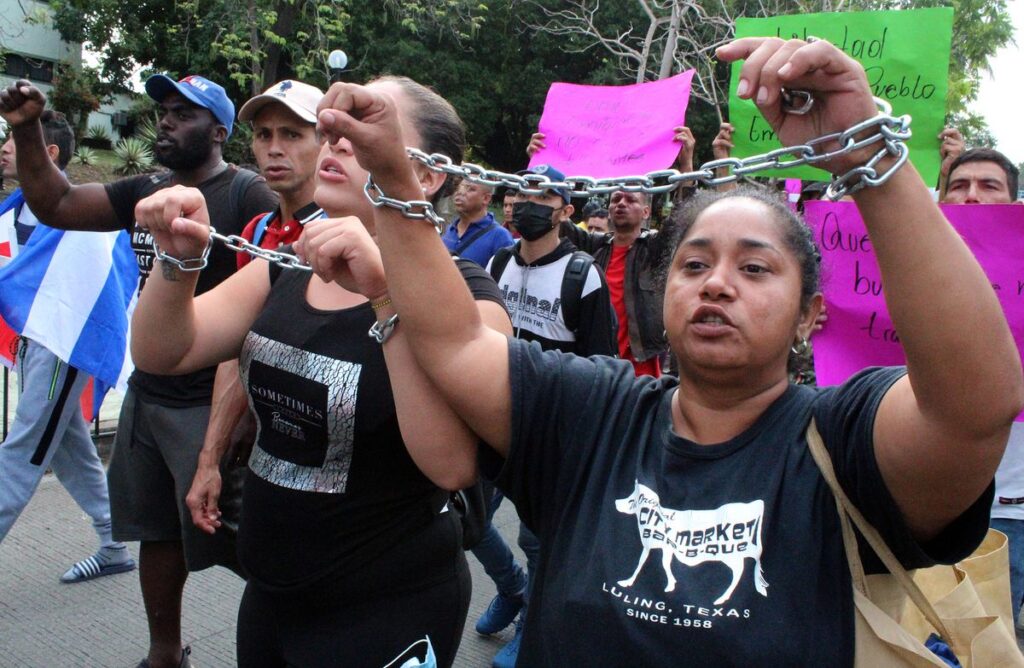 López Obrador viaja a Centroamérica con la promesa de reforzar la protección de la frontera sur