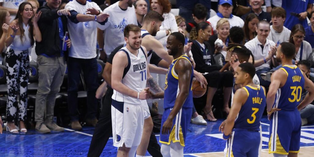 Los Mavericks no tiran la toalla