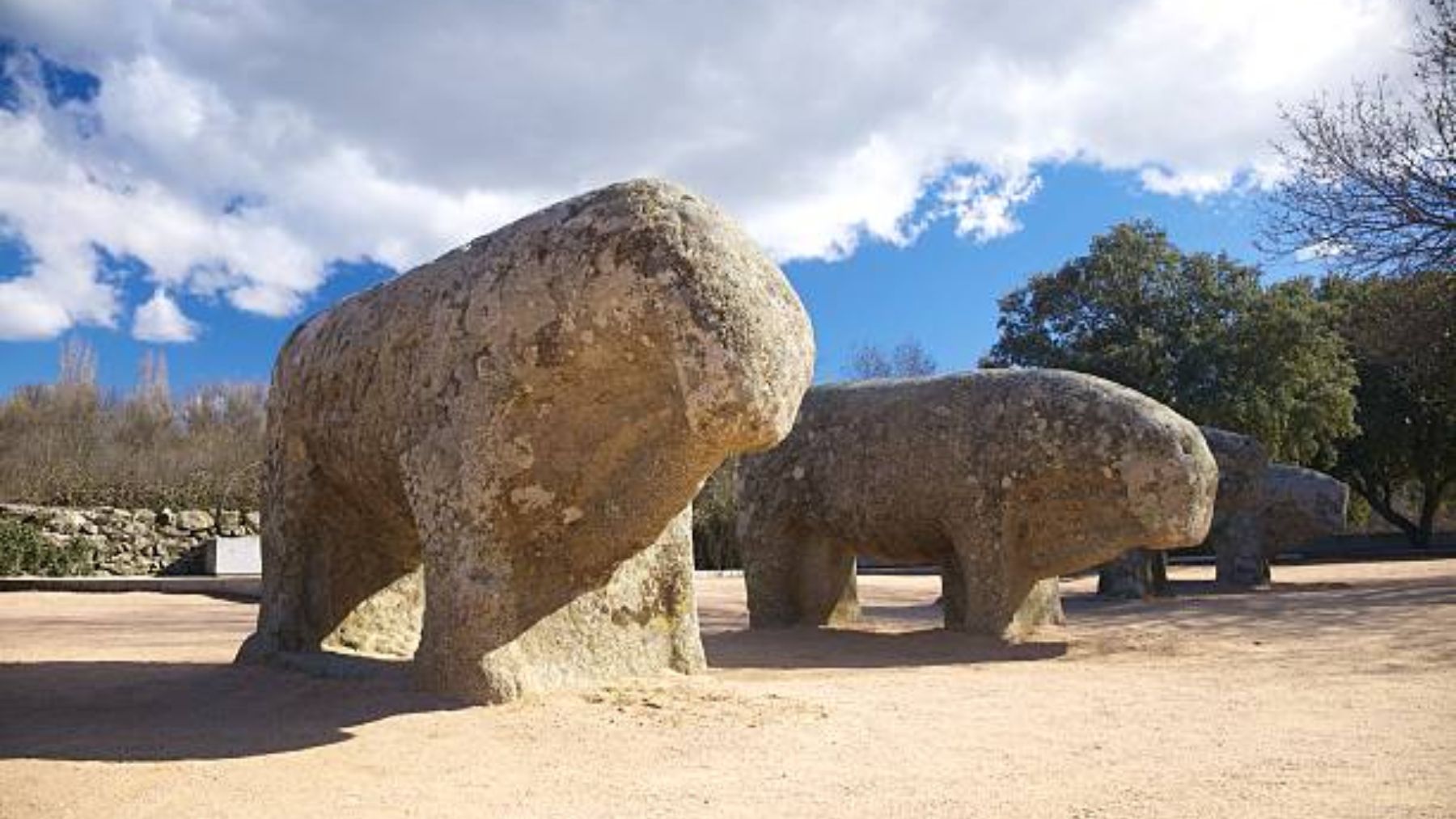 Los Toros de Guisando, las esculturas que tienes que ver en El Tiemblo