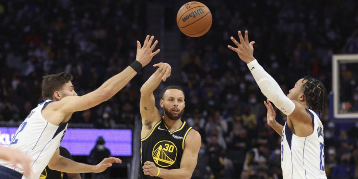 Los Warriors golpean primero tras anular a un Doncic irreconocible