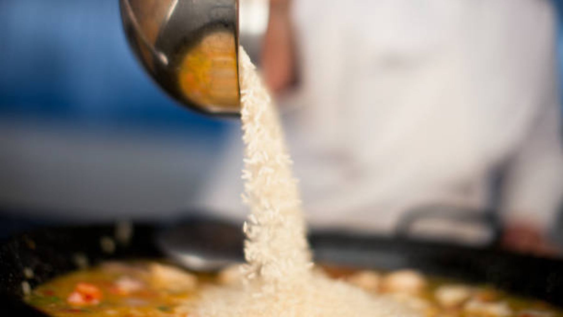 Los trucos para cocinar arroz y que sepa como si fuera de restaurante