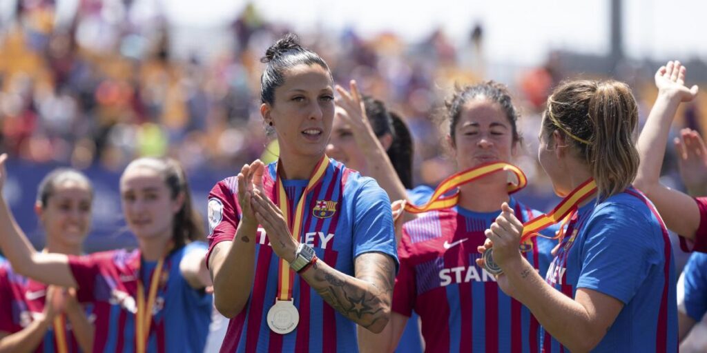 Markel Zubizarreta deja entrever las salidas de Jenni y Martens