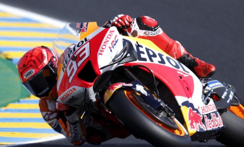 Márquez explica que "me siento bien, pero no piloto bien"