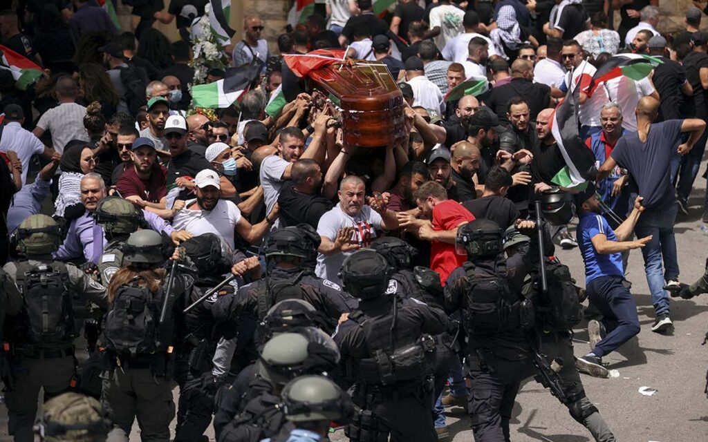 México condena violencia de policía israelí en funeral de Shireen Abu Akleh; exige investigar asesinato