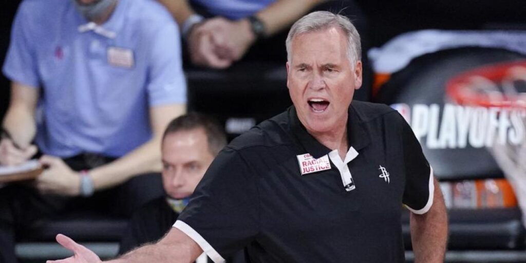 Mike D'Antoni, entre los candidatos al banquillo de los Hornets