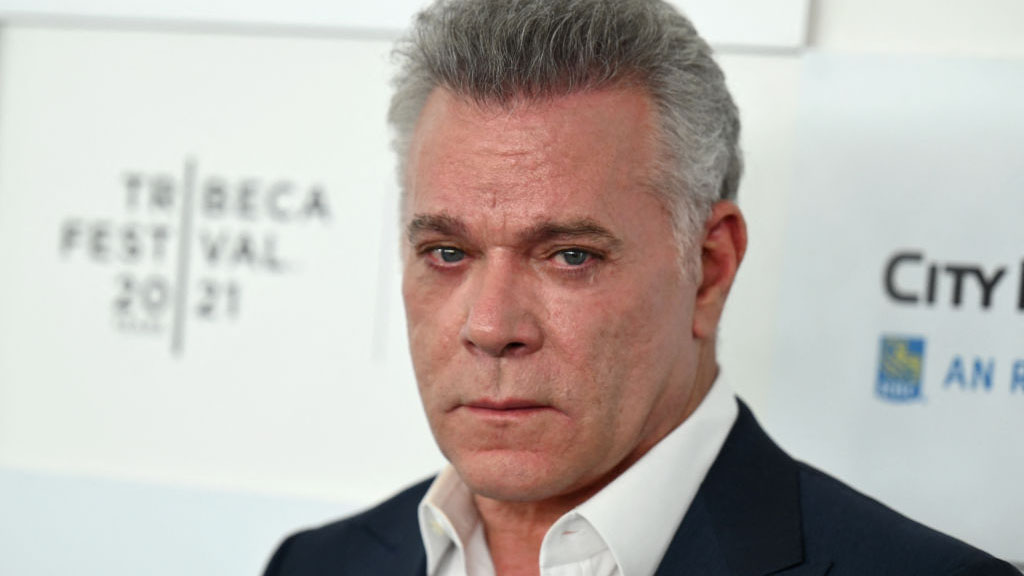 Muere el actor Ray Liotta, recordado como uno de los gángster en “Buenos muchachos”