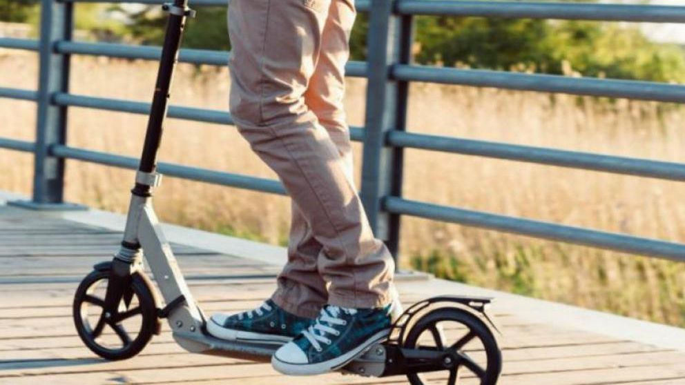 Multa de 1.000 euros por ir borracho con el patinete