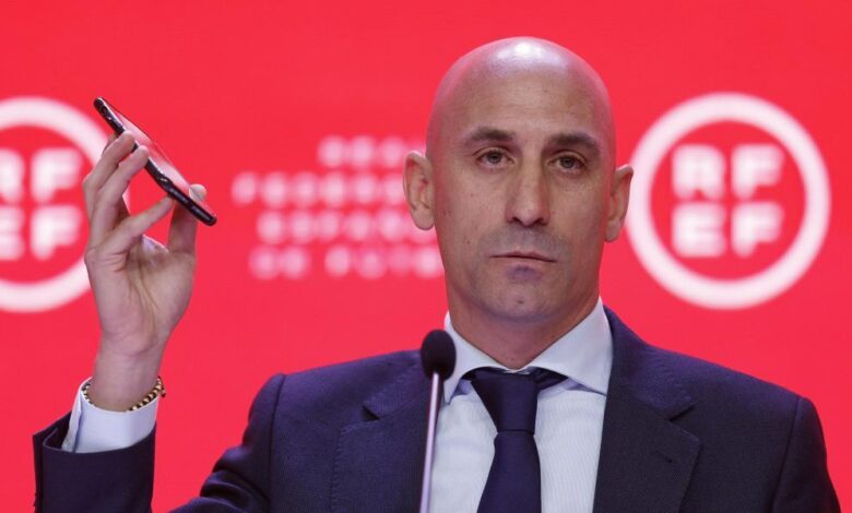 Niegan el viaje de Rubiales con dinero de la Federación