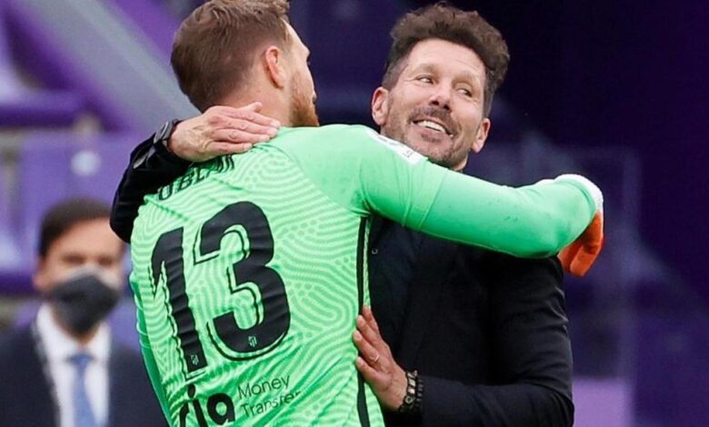 Oblak y Simeone salieron del derbi con un nuevo récord