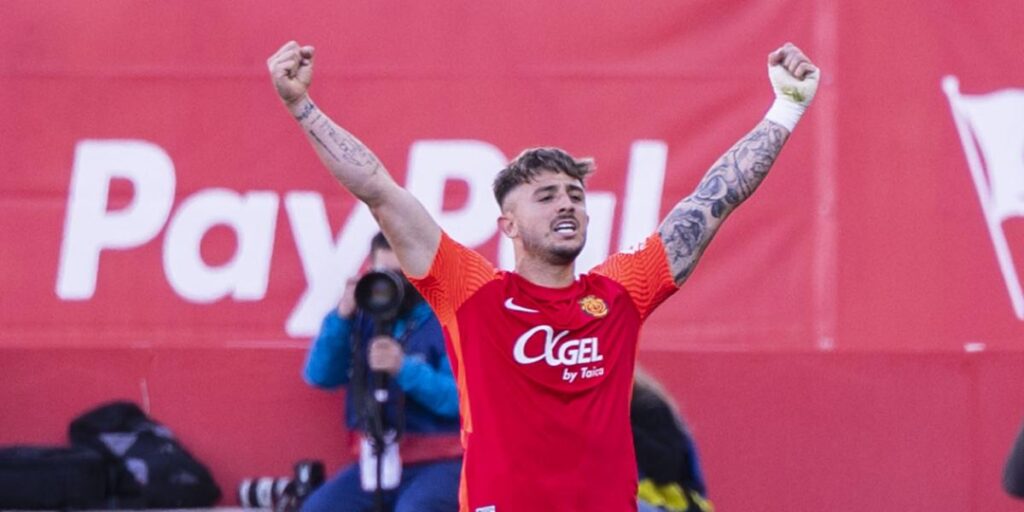 Pablo Maffeo, primer fichaje del Mallorca 2022-2023