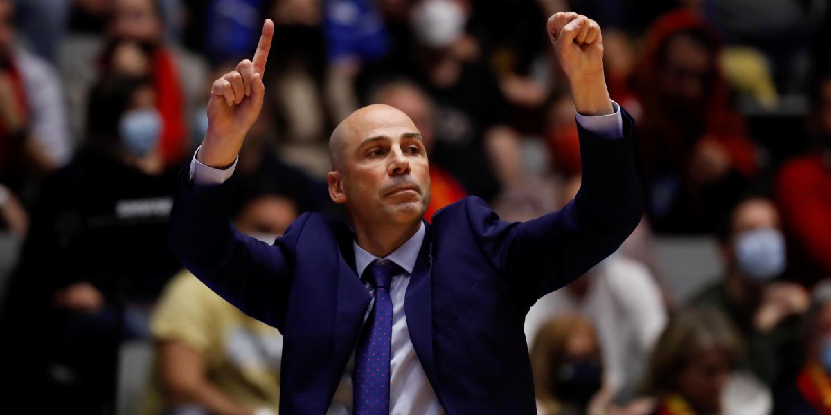 Peñarroya: "Por nombres, Virtus podría jugar la Final Four de Euroliga"