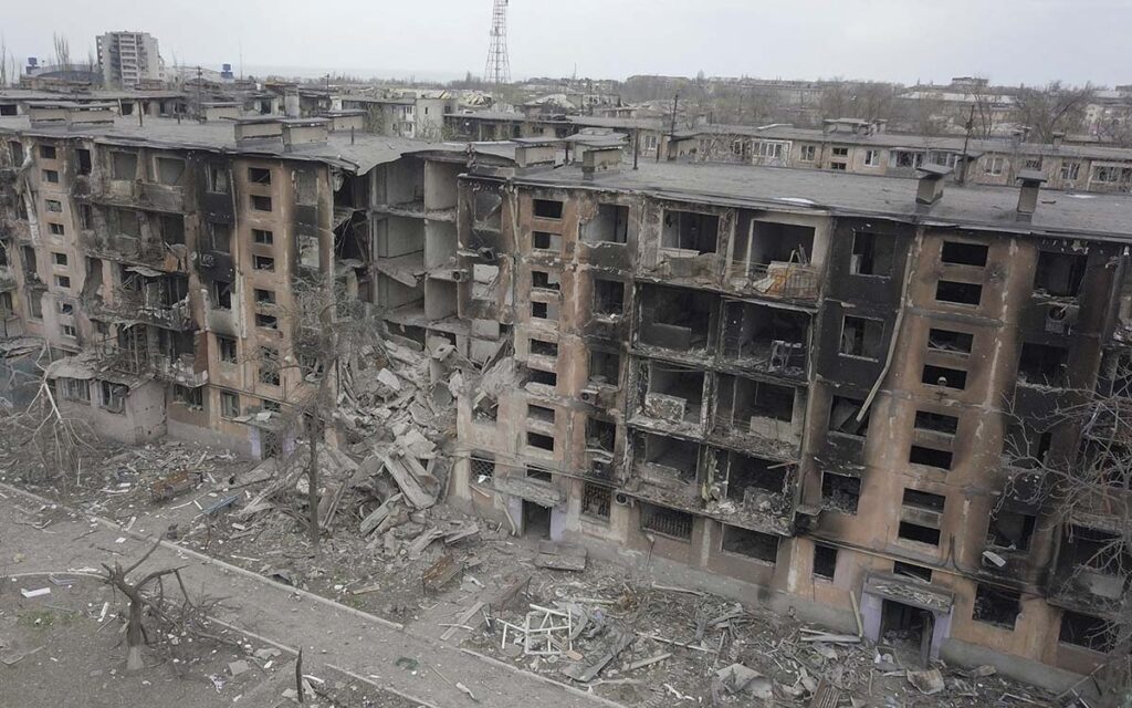 Periodista francés muere durante ataque de soldados rusos en el Donbás