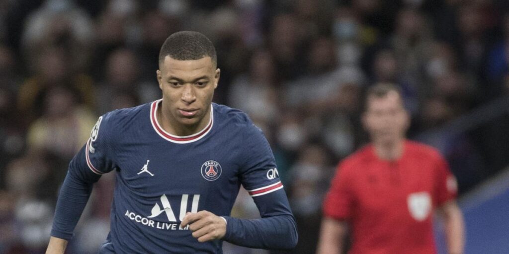 Qatar cree que Mbappé está más cerca de renovar que de irse