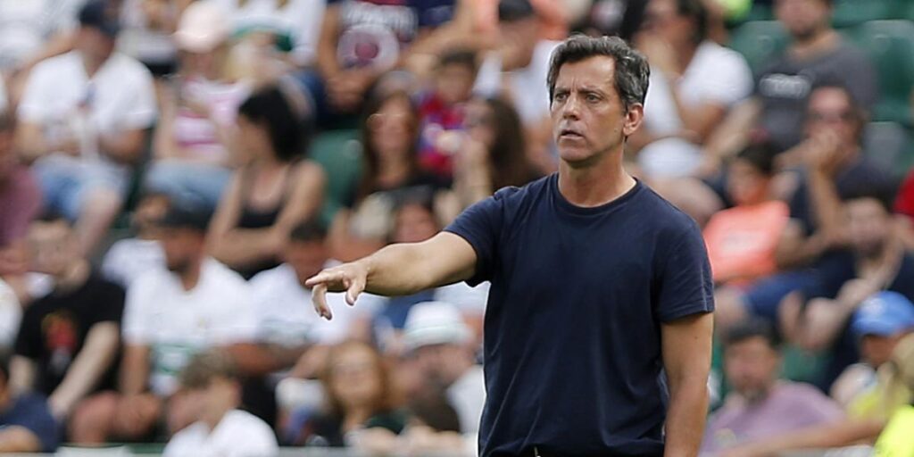 Quique Sánchez Flores renueva hasta junio de 2024