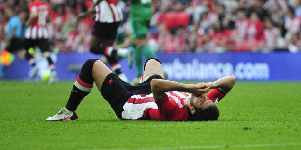 Raúl García y Nico Williams causarán baja en Sevilla