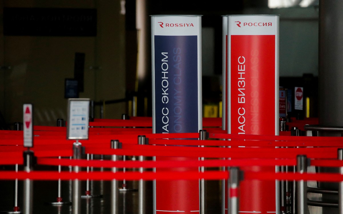 Reino Unido impone sanciones contra tres aerolíneas rusas