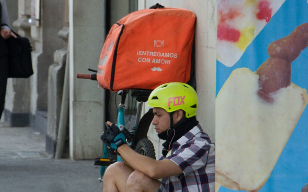 Repartidores de app se manifiestan tras de detención de presunto agresor de familia en Polanco | Video