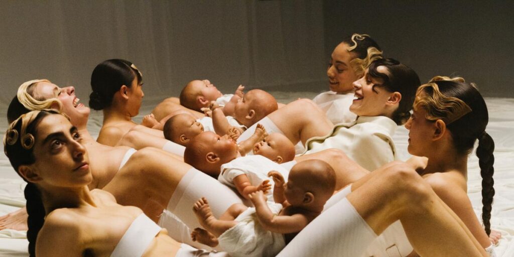 Salta la polémica por el videoclip de Rigoberta Bandini después de un hilo en Twitter