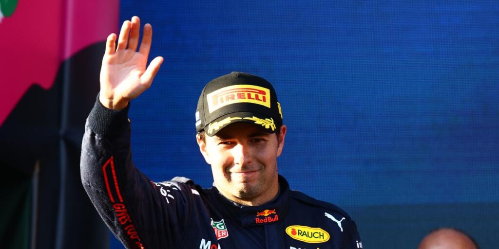 Sergio Pérez: "Sería increíble recibir a mi hijo con un gran resultado"