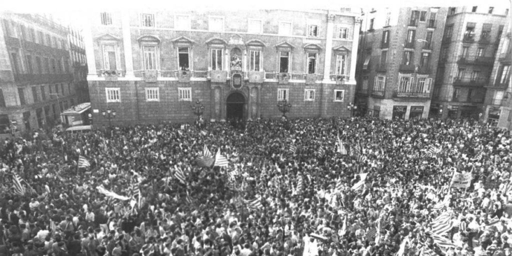 Si hay título del Barça femenino, la rúa acabará en la Plaça de Sant Jaume