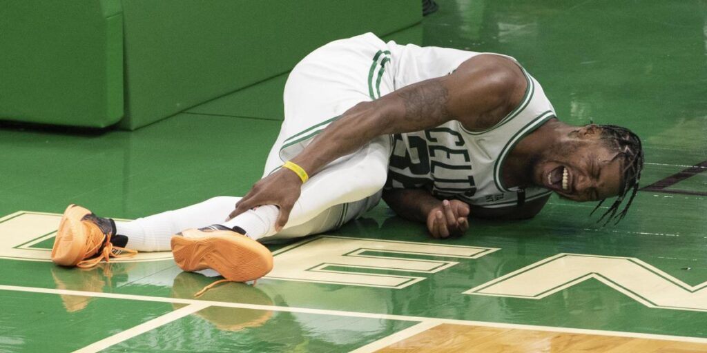 Smart y Tatum emulan a Pierce y su célebre partido de la silla de ruedas