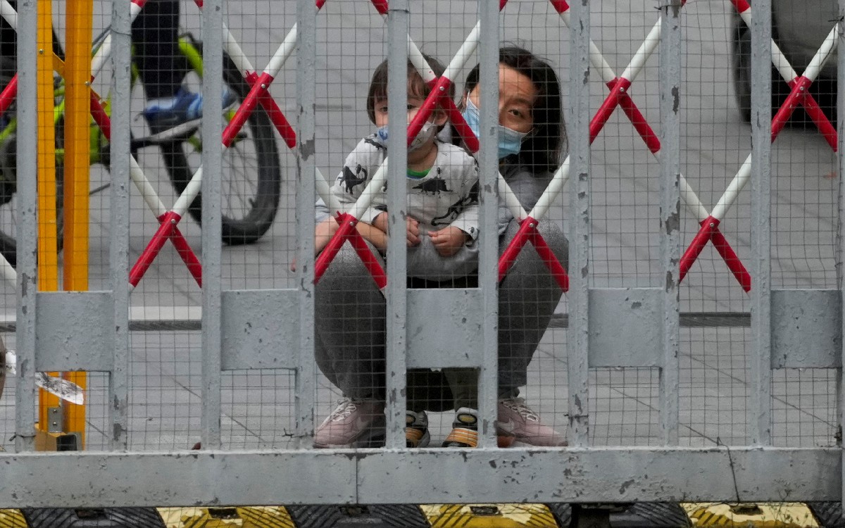 Tedros es "irresponsable", acusa China tras crítica a su estrategia cero-Covid