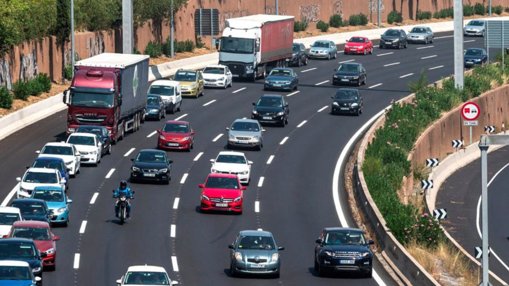 Tipos de distintivos ambientales de coches: qué significan