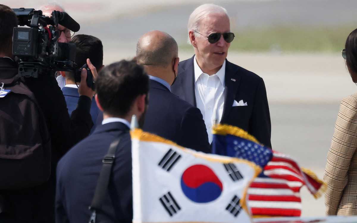 “Todo el mundo debería preocuparse” por viruela del mono: Biden