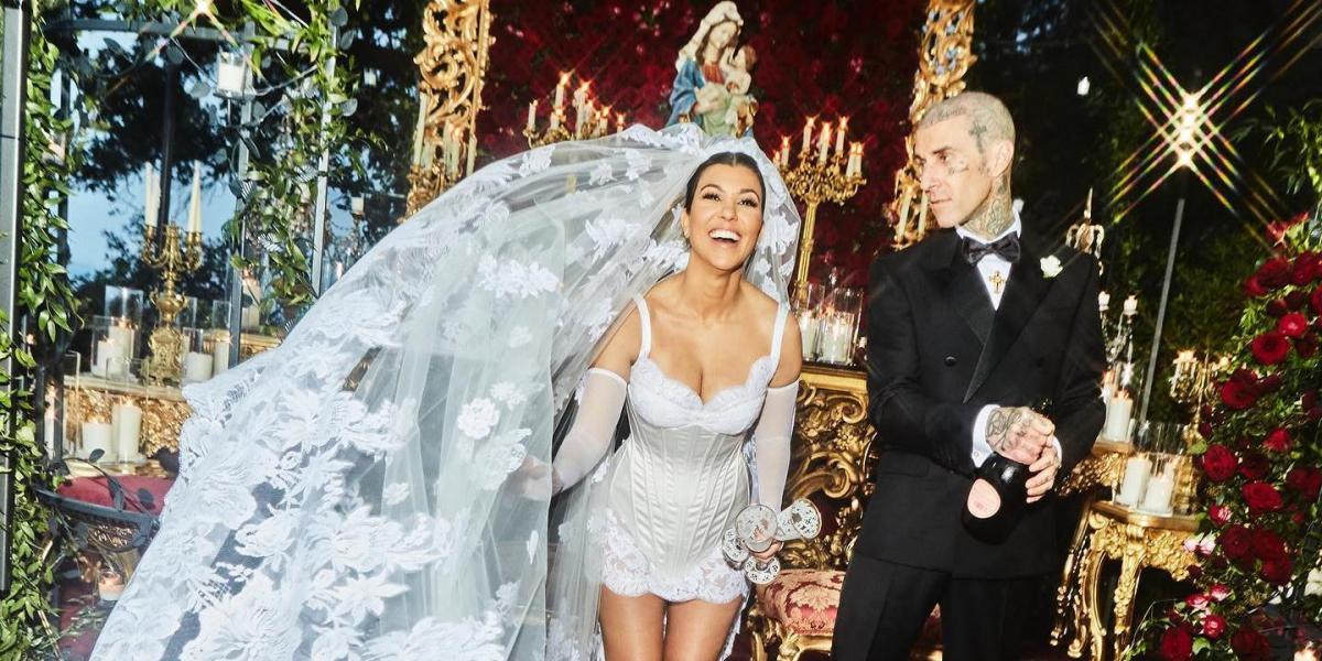 Todos los detalles del excéntrico vestido de novia de Kourtney Kardashian