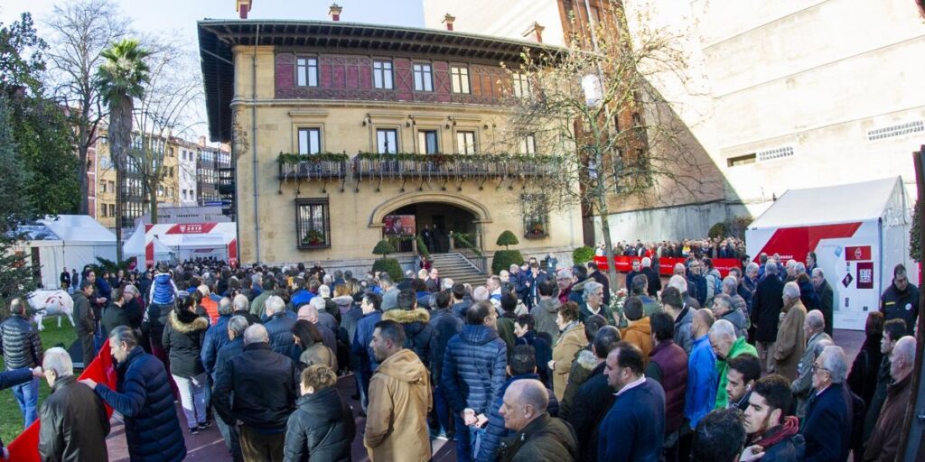 Tres candidatos, un solo sillón