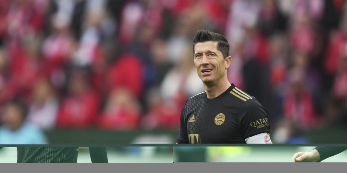 Uli Hoeness: "Lewandowski jugará en el Bayern la próxima temporada, así de simple"