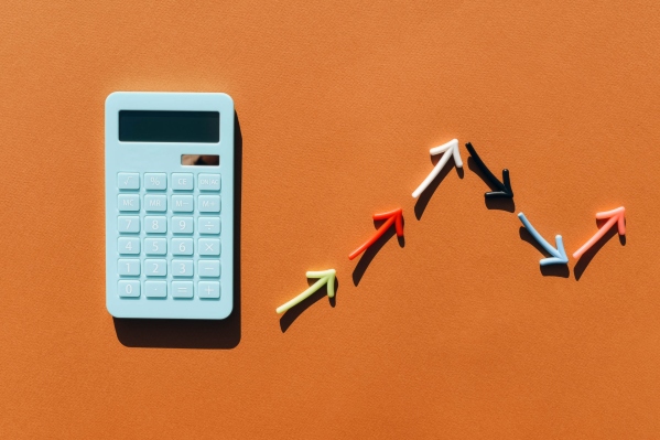 Una guía del fundador para calcular CAC y LTV de la manera correcta