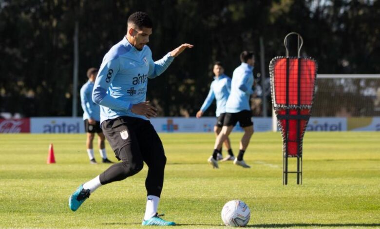 Uruguay, con Araujo y sin Luis Suárez ante Méjico y Estados Unidos