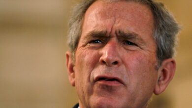 Vídeo | George Bush confunde Irak con Ucrania al hablar de “invasiones injustificadas”