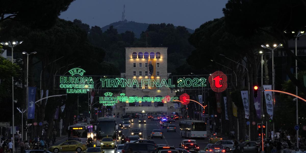 Violentos incidentes en Tirana en vísperas del Roma-Feyenoord
